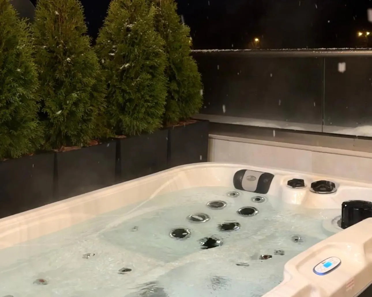 Skyspa Apartments - Апартаменти З Джакузі На Терасі З Видом На Печерськ Kyjev Aparthotel